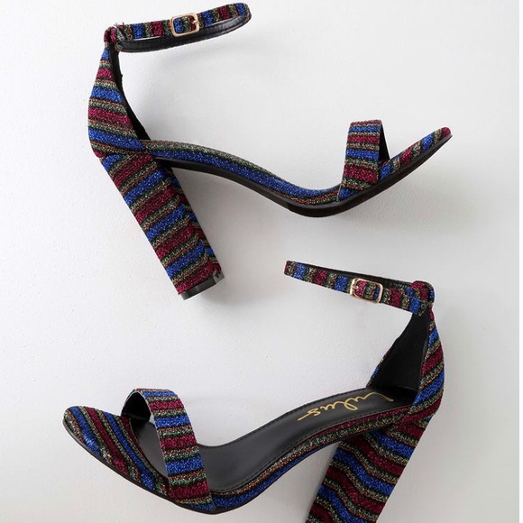 🌈NWT🌈Beautiful sparkly rainbow ankle strap heels - Picture 8 of 8